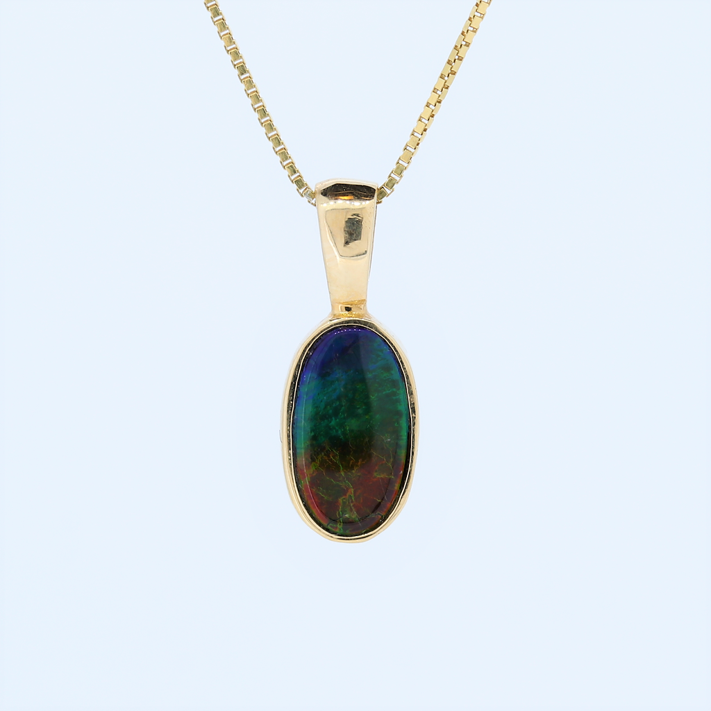 14kt Yellow Gold Oval Ammolite Pendant