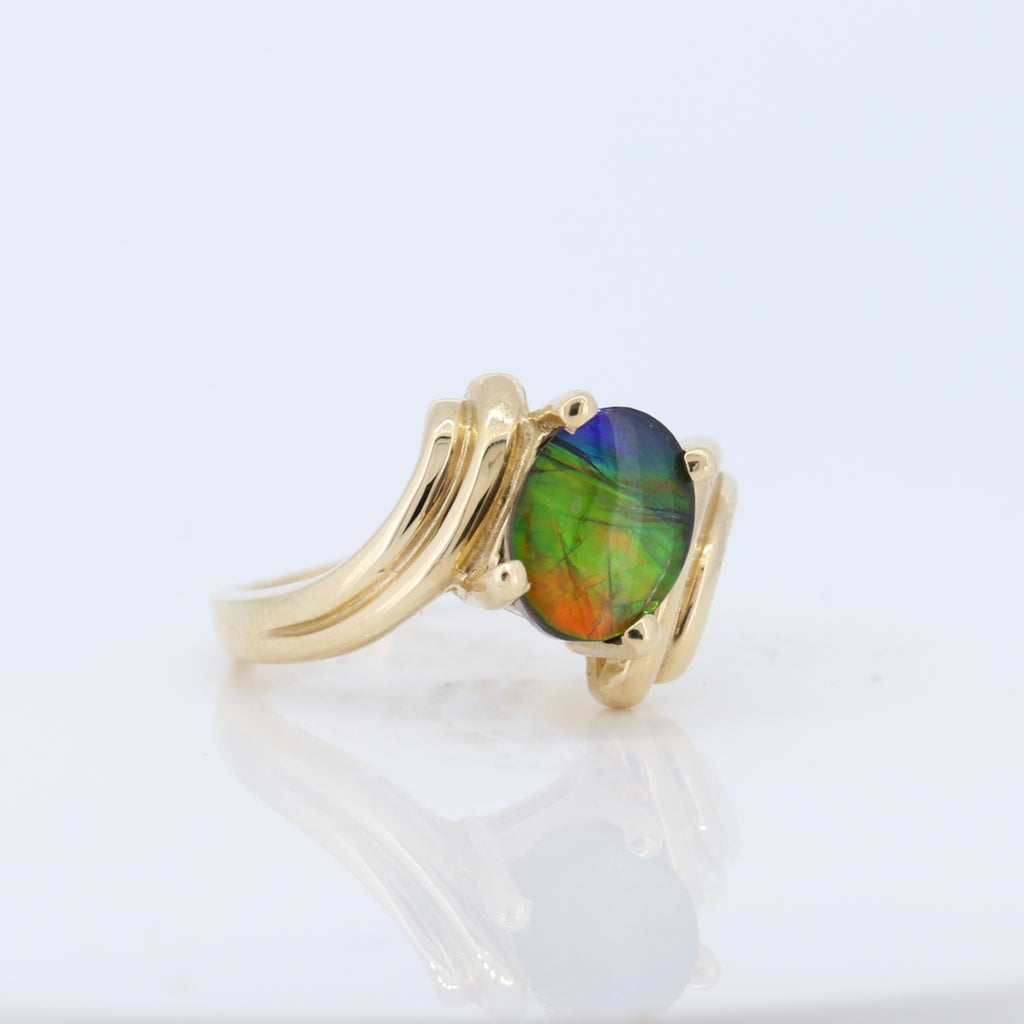 14kt Yellow Gold Oval 4 Prong Ammolite  Ring