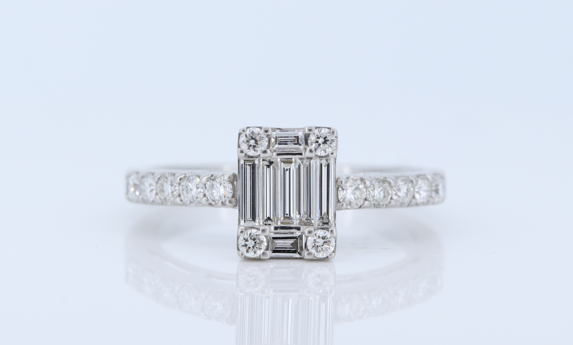 Baguette Cut Diamond Ring in 18Kt White Gold