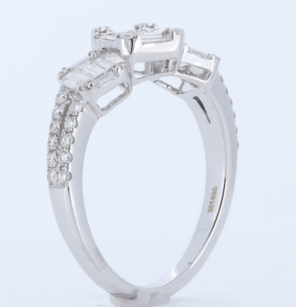 3 Stone Cluster Diamond Ring In 18Kt White Gold