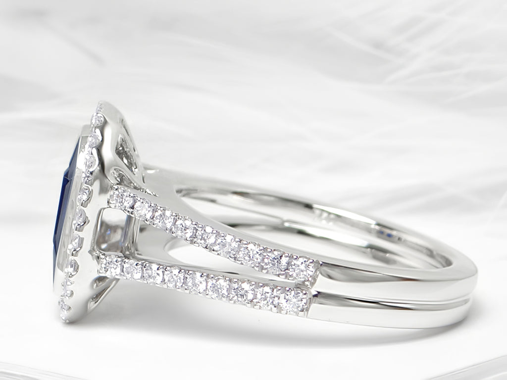 Ladies 2.15Cts Sapphire Ring  w/ .45Cts Diamonds in 18Kt White Gold