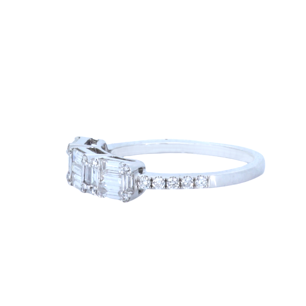 3 Stone Cluster Solitaire Band Set in 18Kt White Gold